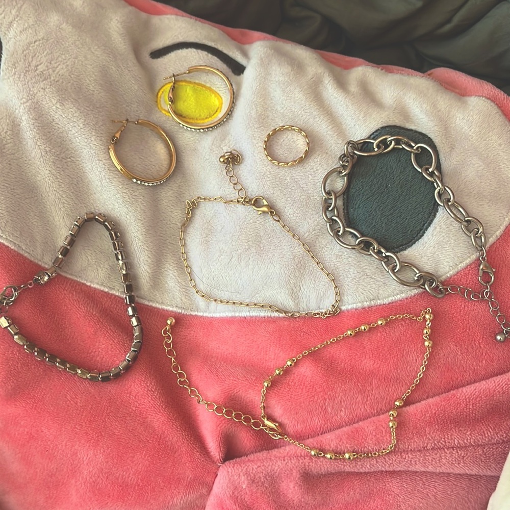 4 Bracelets, 1 Ring, 1 Pair of Earrings
